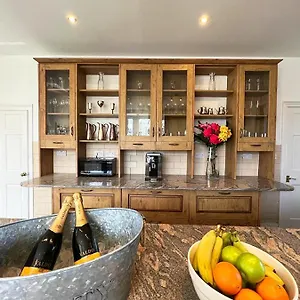 Colzium Farm Cottages , Kirknewton (Lothian) United Kingdom