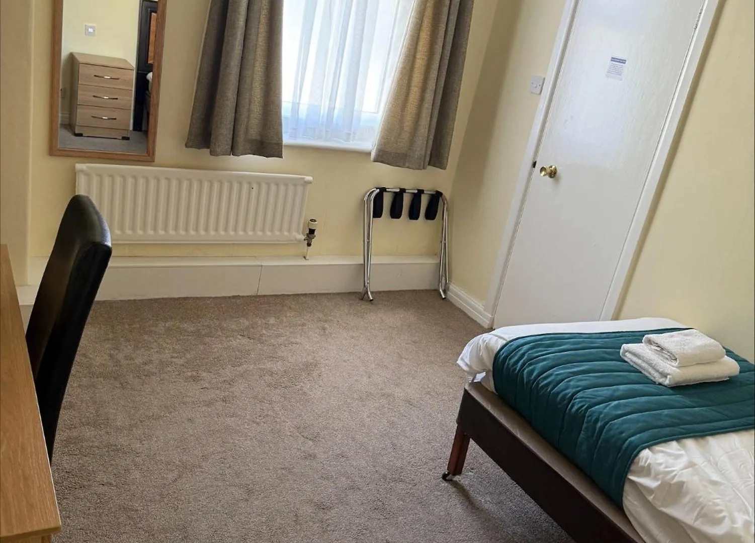 ***  The Savoy Hotel (Adults Only) Blackpool United Kingdom