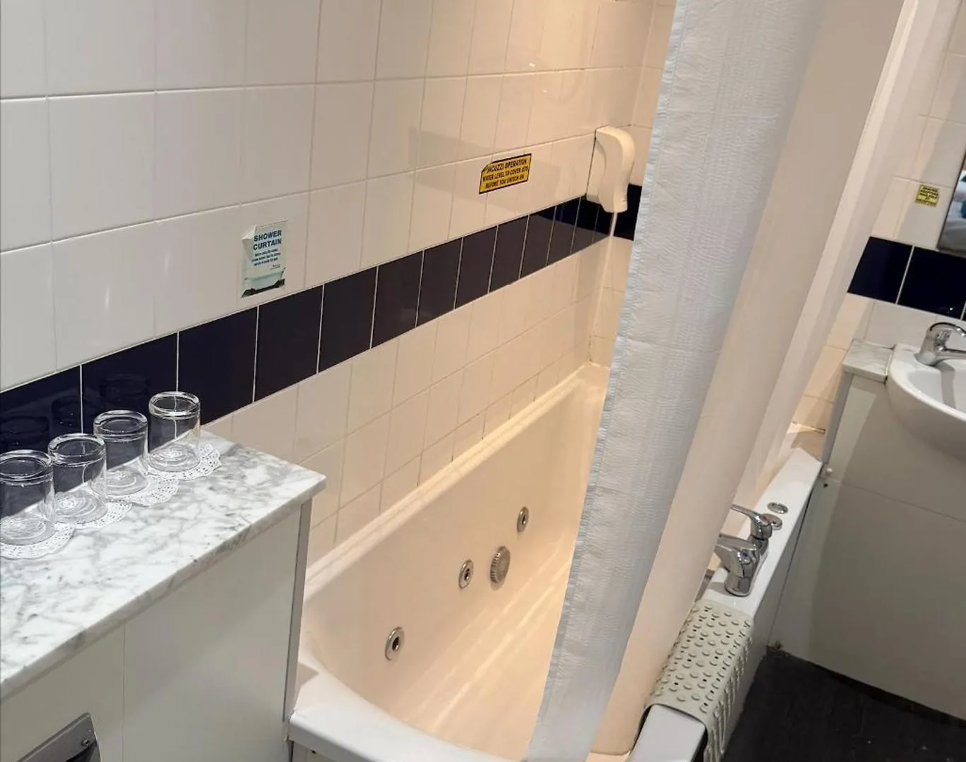 The Savoy Hotel (Adults Only) Blackpool